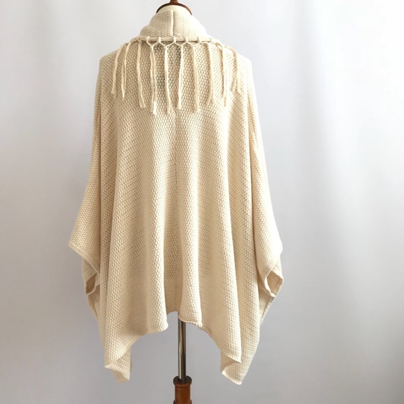 Ralph Lauren Cape Sweater - Picture 3 of 10